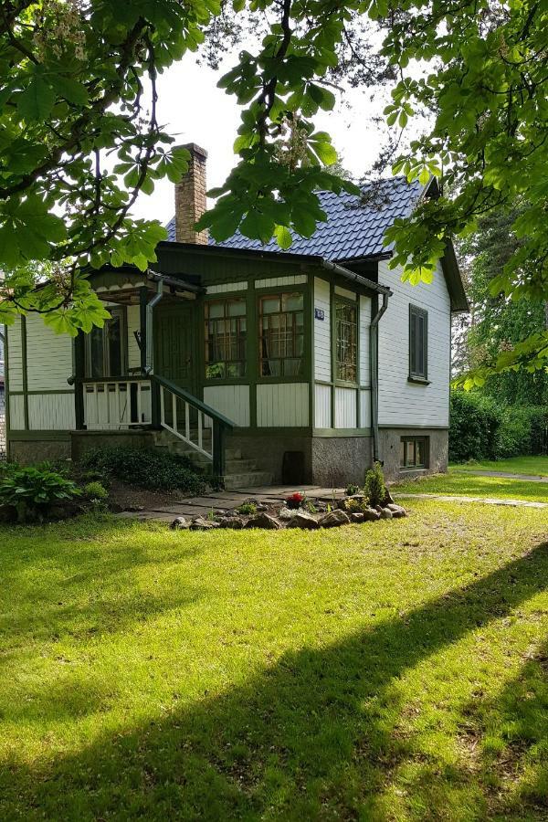 Mini-House With Garden In Jurmalaヴィラ エクステリア 写真